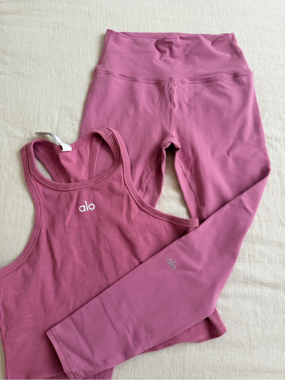 ALO Yoga Ribbed Sports Bra and High-Waist Leggings airbrush Set in Rose Pink